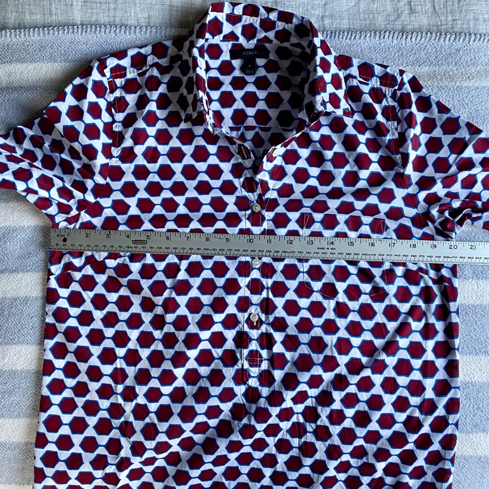 J. Crew cotton popover shirt in burgundy & blue hex pattern on white Size 6 - Picture 10 of 13